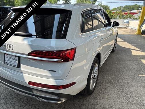 2023 Audi Q7 55 Premium Plus