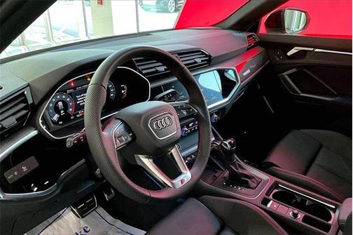 2025 Audi Q3 45 S line Premium Plus