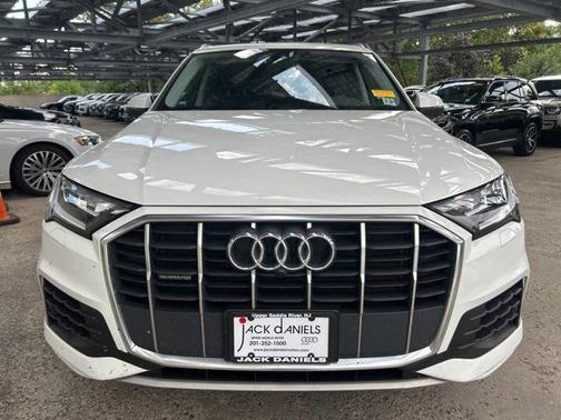 2022 Audi Q7 55 Premium