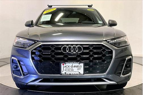 2022 Audi Q5 45 S line Prestige