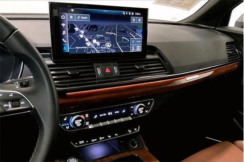 2022 Audi Q5 45 S line Prestige