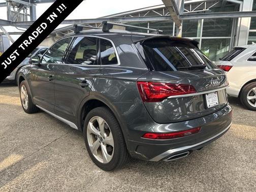 2022 Audi Q5 45 S line Prestige