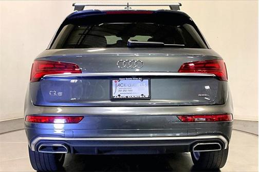 2022 Audi Q5 45 S line Prestige