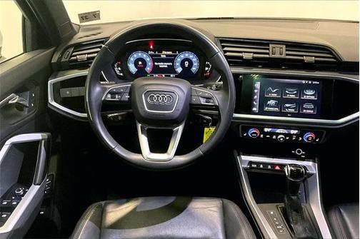 2022 Audi Q3 40 Premium