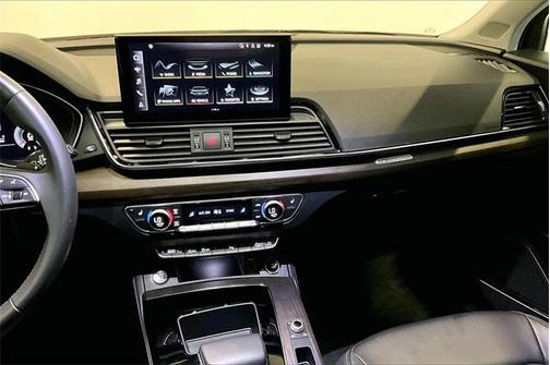 2023 Audi Q5 45 S line Premium Plus