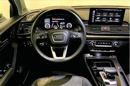 2023 Audi Q5 45 S line Premium Plus