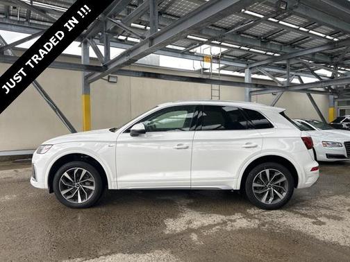 2023 Audi Q5 45 S line Premium Plus