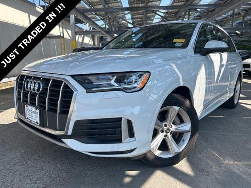 2022 Audi Q7 45 Premium