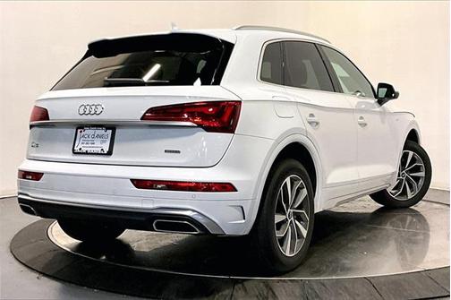 2022 Audi Q5 45 S line Premium