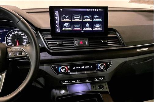 2022 Audi Q5 45 S line Premium