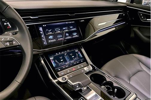 2024 Audi Q7 45 Premium