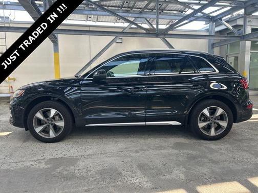 2022 Audi Q5 40 Premium Plus
