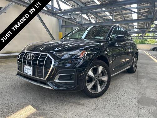 2022 Audi Q5 40 Premium Plus