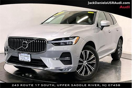 2022 Volvo XC60 B5 Inscription