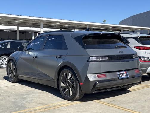 2025 Hyundai IONIQ 5 SEL