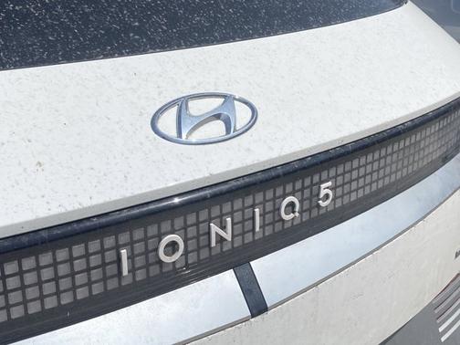 2022 Hyundai IONIQ 5 Limited