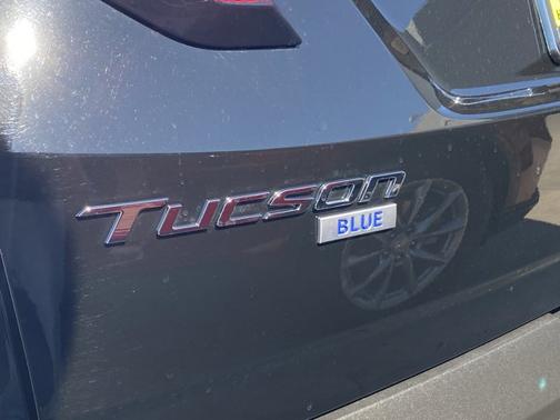 2024 Hyundai TUCSON Hybrid Blue
