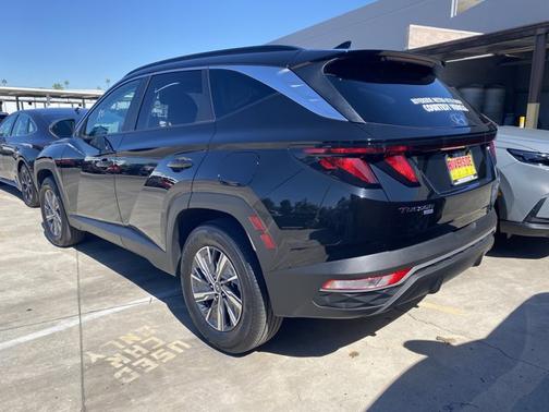 2024 Hyundai TUCSON Hybrid Blue