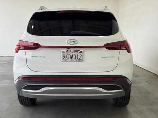 White 2023 Hyundai SANTA FE HEV SEL Premium
