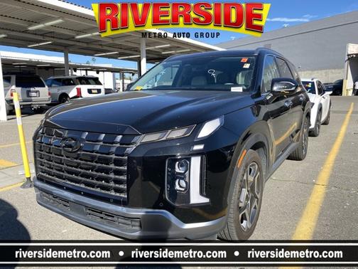 Black 2023 Hyundai PALISADE Limited SUV