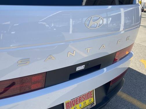 2025 Hyundai SANTA FE SE