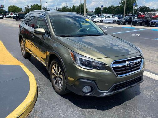 Green Metallic 2018 Subaru Outback 3.6R Touring