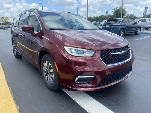 2021 Chrysler Pacifica Hybrid Touring L