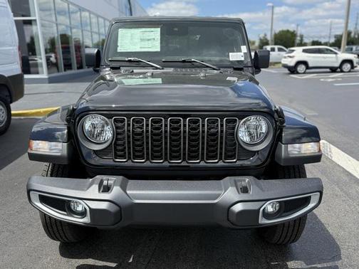2025 Jeep Gladiator Sport S