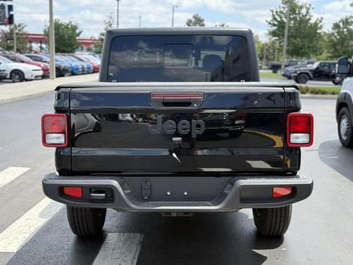 2025 Jeep Gladiator Sport S