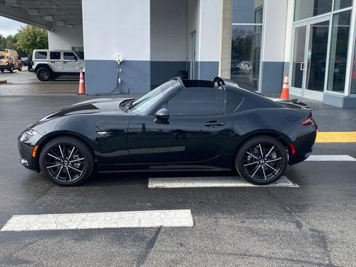 Jet Black Mica 2024 Mazda MX-5 Miata RF Grand Touring