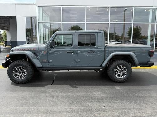 2025 Jeep Gladiator Mojave X