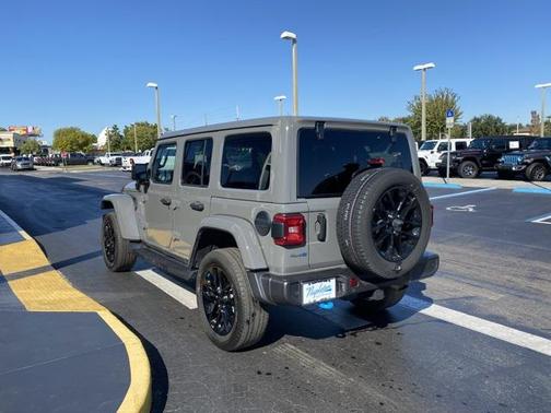 2022 Jeep Wrangler Unlimited 4xe Sahara