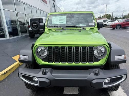 2025 Jeep Gladiator Sport S