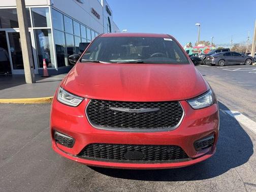 2026 Chrysler Pacifica L