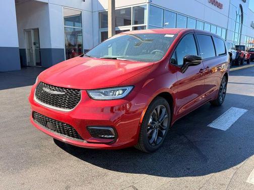 2026 Chrysler Pacifica L