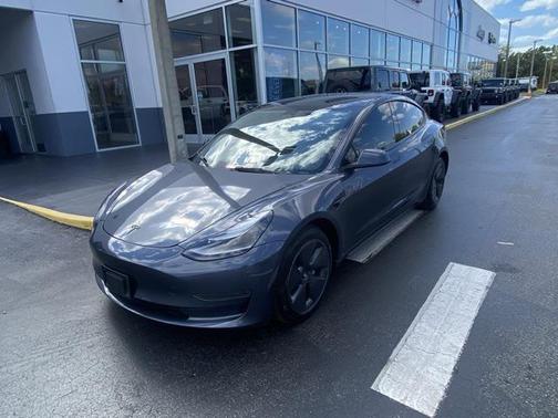 2023 Tesla Model 3 Standard Range