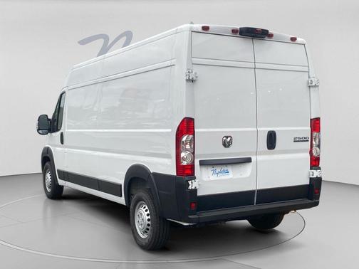 Bright White Clearcoat 2026 RAM ProMaster 2500 Tradesman