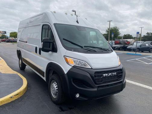 Bright White Clearcoat 2026 RAM ProMaster 2500 Tradesman