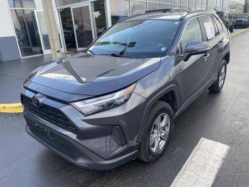 2024 Toyota RAV4 XLE