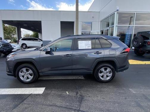 2024 Toyota RAV4 XLE