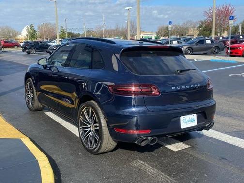 2018 Porsche Macan Turbo