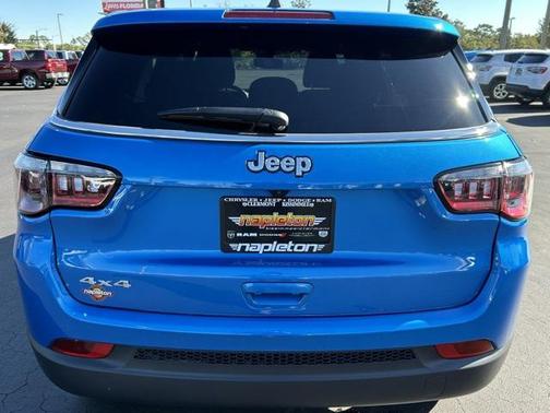 2025 Jeep Compass Sport