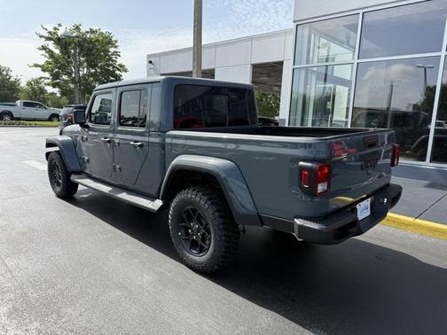 2025 Jeep Gladiator High Tide