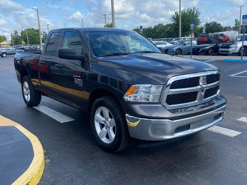 Granite Crystal Metallic Clearcoat 2024 RAM 1500 Classic SLT