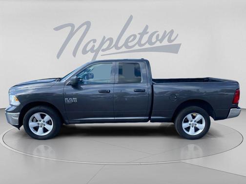 Granite Crystal Metallic Clearcoat 2024 RAM 1500 Classic SLT