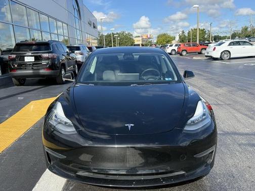 2019 Tesla Model 3 Standard Range Plus