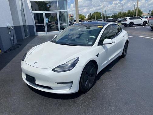 2021 Tesla Model 3 Standard Range Plus