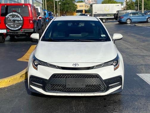 Super White 2021 Toyota Corolla SE