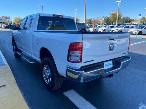 2022 RAM 2500 Big Horn Crew Cab 4x4 6'4' Box
