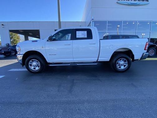 2022 RAM 2500 Big Horn Crew Cab 4x4 6'4' Box